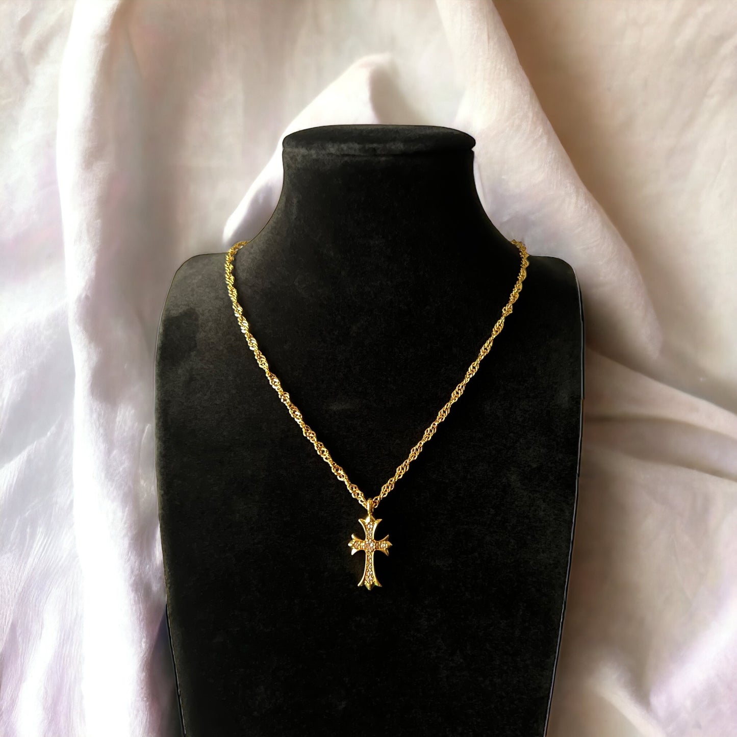 Ethereal Diamond cross necklace