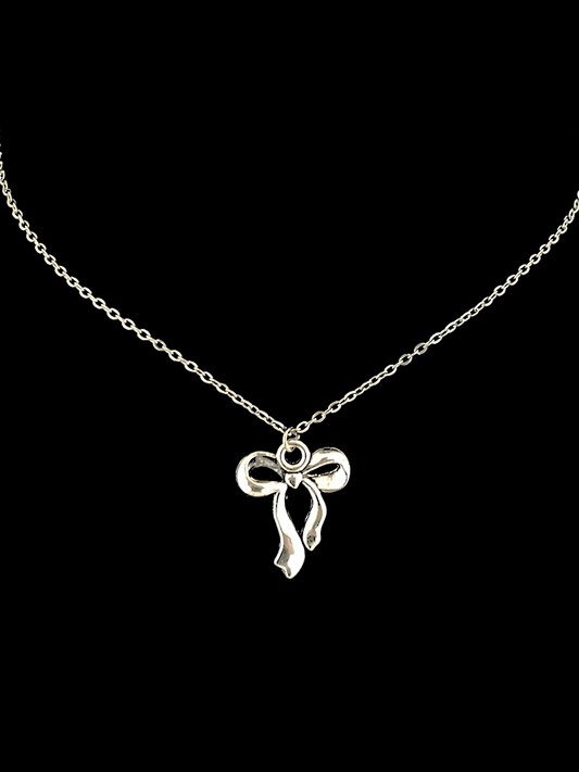Ribbon bow necklace Silver