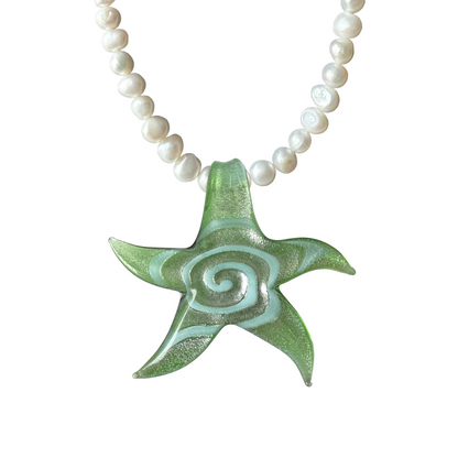 Island Girl Spiral Pearl Necklace - Green/Silver Foil